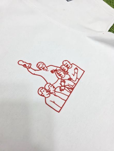 England // 1st Cap – Bobby Moore Trophy Lift White Premium T Shirt